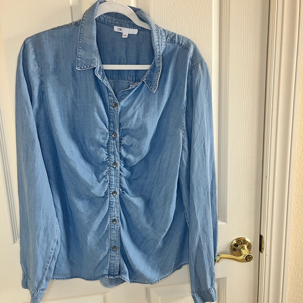 DR2 Soft Denim Button-Down Shirt XL | Lightweight  Front | Easy Layering